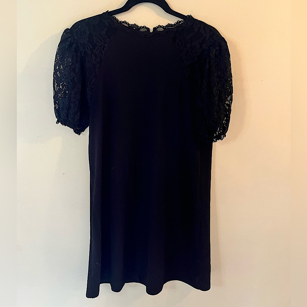 Great condition. Zara dress with lace puff sleeve. Holiday dress NYE black dress